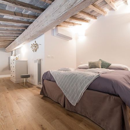 Santa Croce Apartment Firenze Bagian luar foto